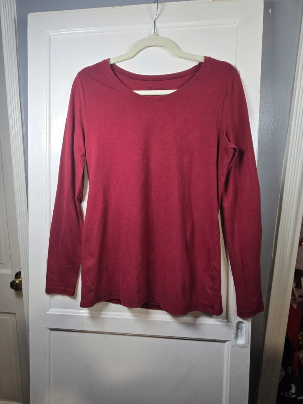 No Boundaries Juniors L 11-13 Burgundy Long Sleeve Scoop Neck Basic Tee